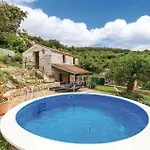 Holiday home Amazing Home In Supetarska Draga